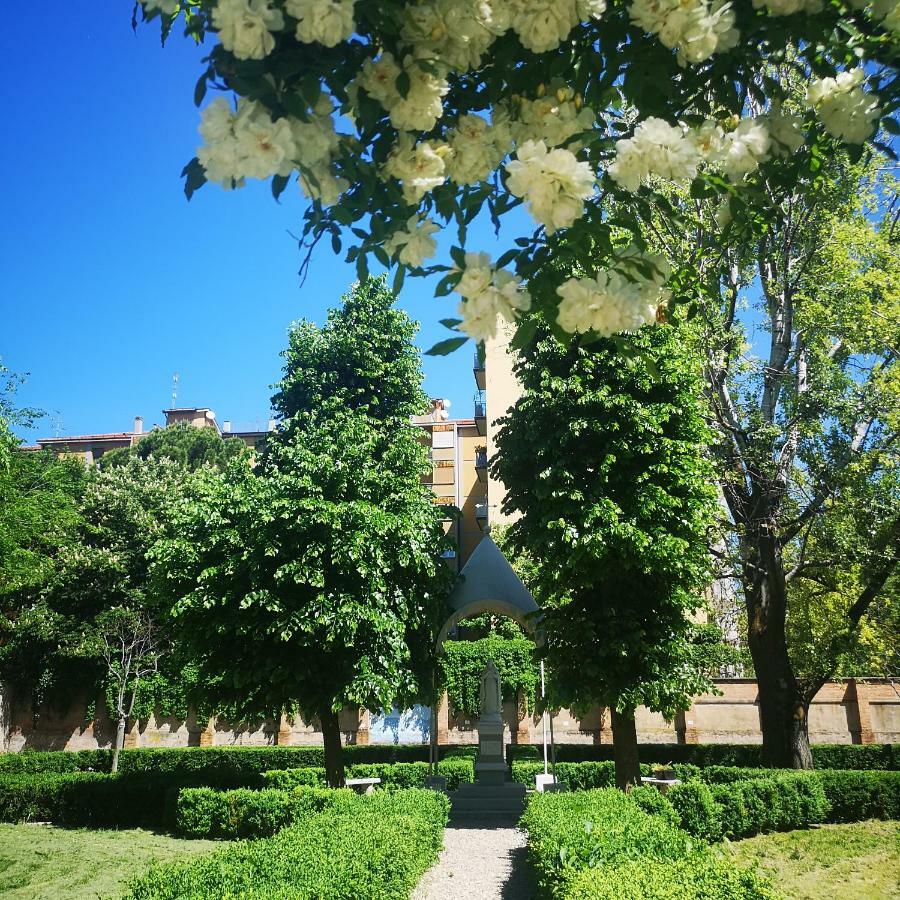 Convent Palace Bologna Buitenkant foto